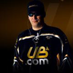 Phil Hellmuth será el anfitrión de torneo benéfico